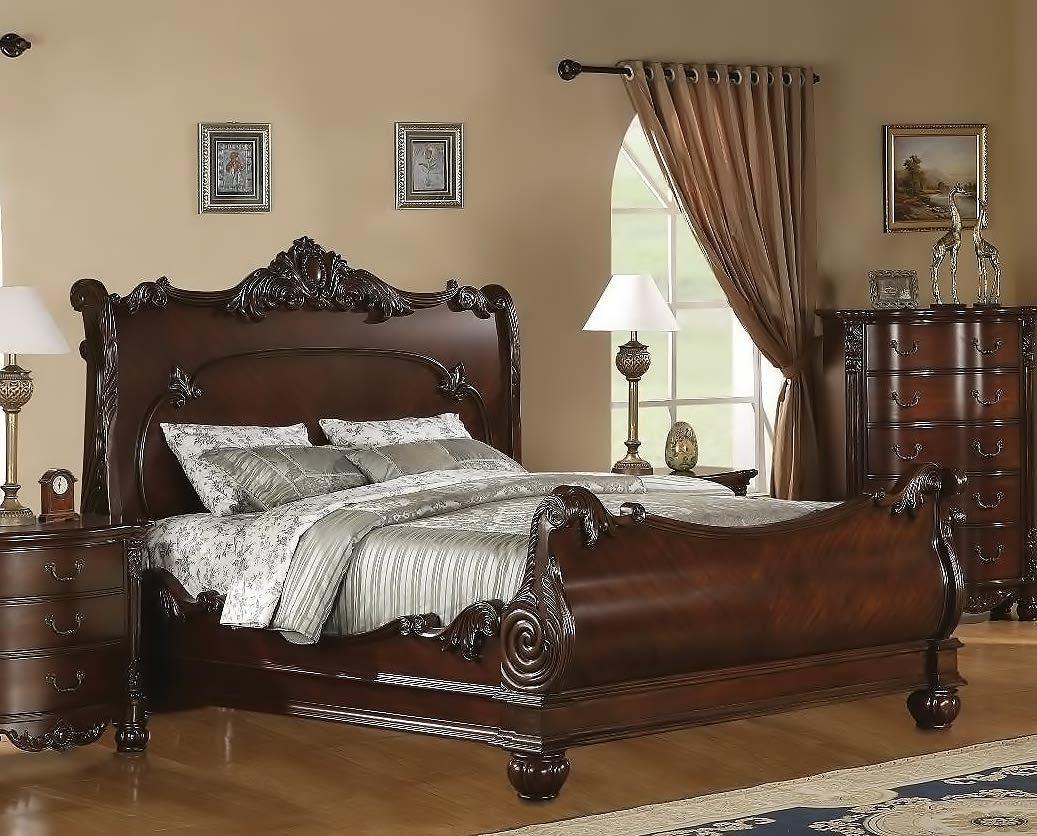 Roundhill Furniture Saillans Solid Wood Construction Bed