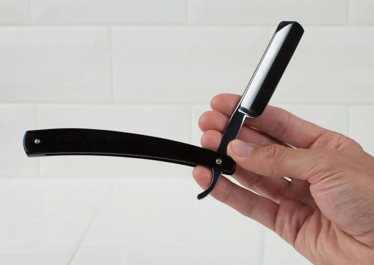 Straight Razor For Traditional Shaving