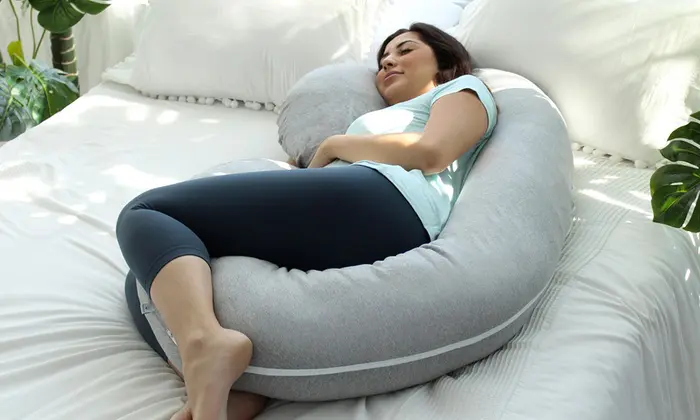 Sleep With Pregnancy Pillow: Tips