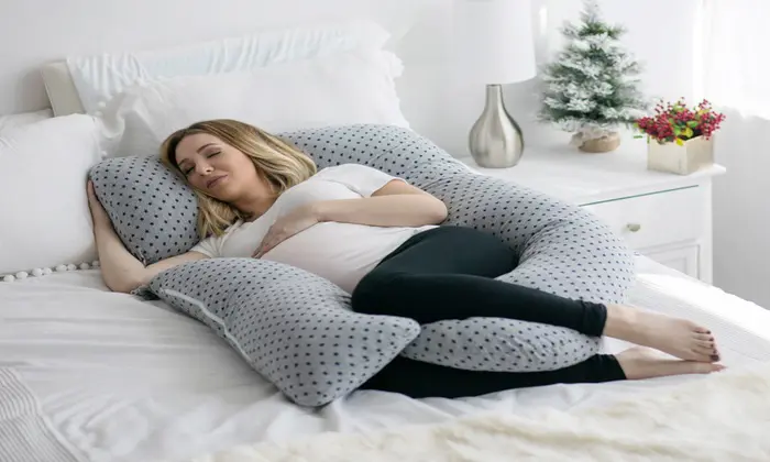 Sleep With Pregnancy Pillow: Tips