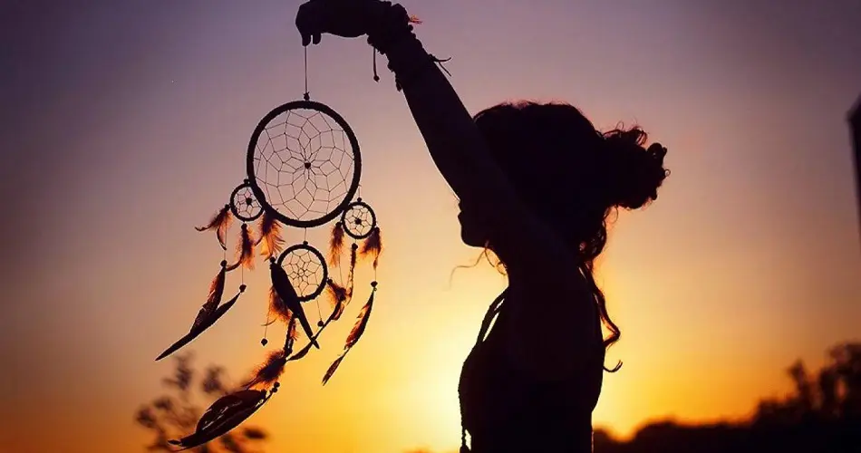 Dream Catcher Meaning: History, Legend Symbols Dreamcatcher