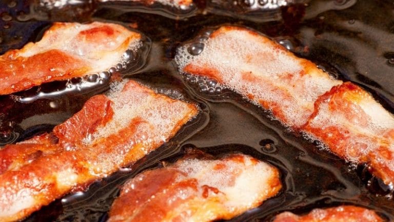 How Hot Does Bacon Grease Get? Everything You Need To Know – The online ...