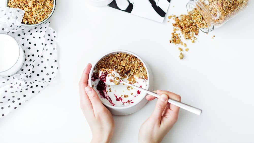how many grams is 1 cup of oats