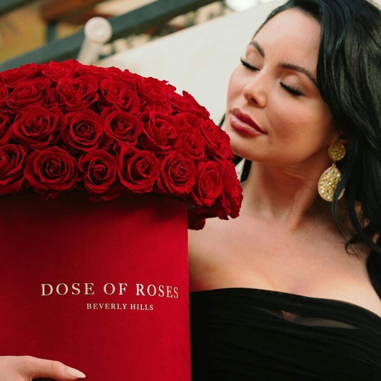 An In-Depth Review of Dose of Roses&lsquo; Long-Lasting Preserved Flower Arrangements