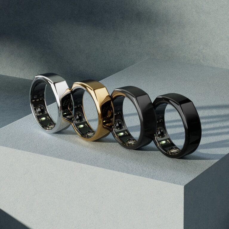 Oura vs Apple Watch: A Deep Dive Comparison after Months of Testing