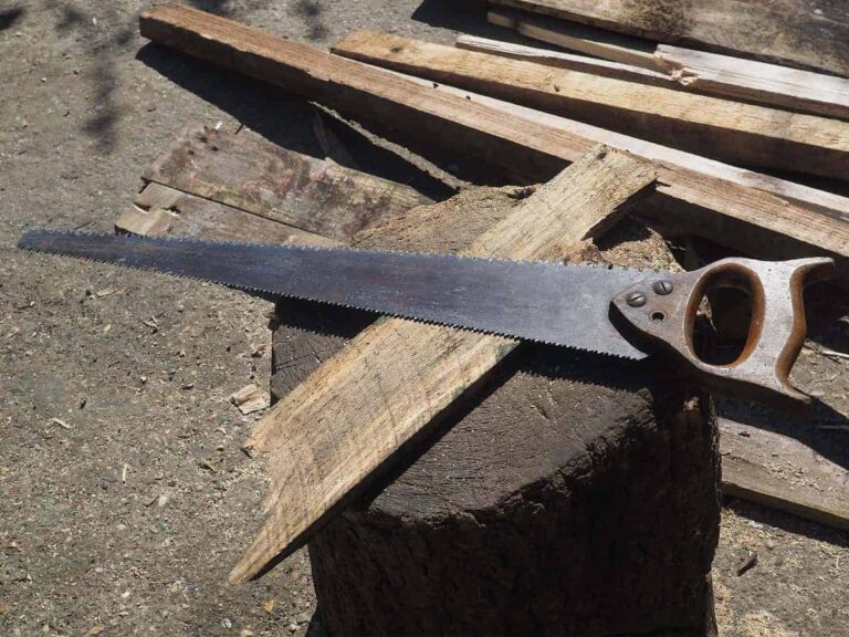 Antique Crosscut Saws: Identifying Different Types and Determining Value