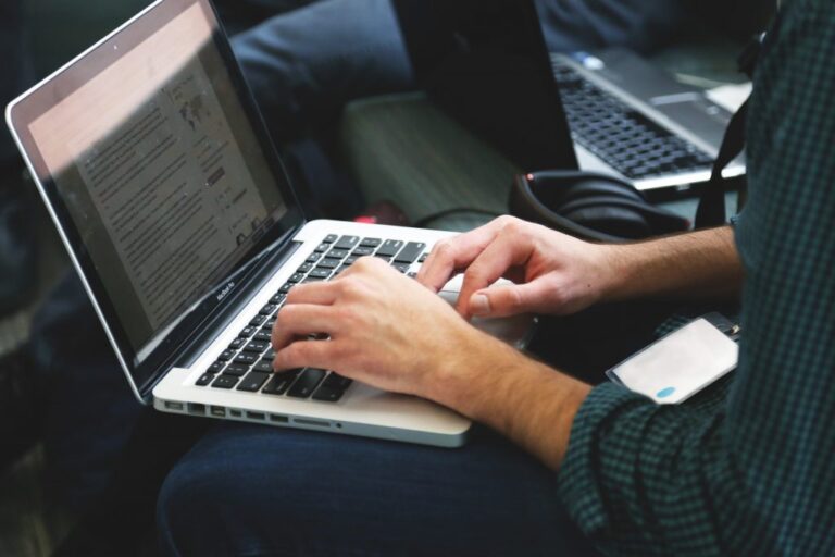 The Comprehensive Guide to Machine Learning on Amazon Web Services (AWS)