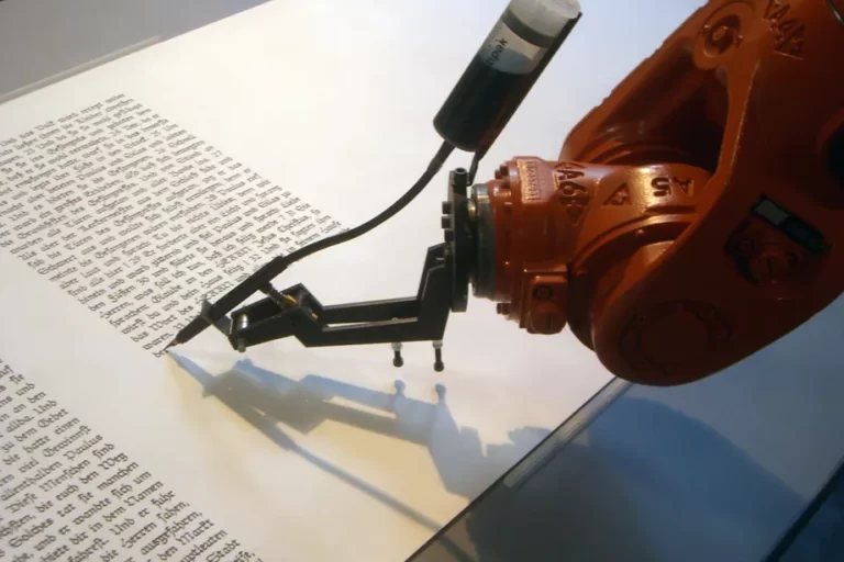 Retrieval Augmented Generation: The Next Frontier of AI with LangChain and Vector Databases