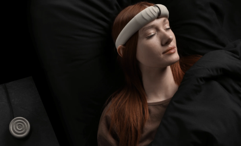 Harnessing the Power of Ultrasound and AI: The Halo Headband&lsquo;s Quest to Unlock Lucid Dreaming