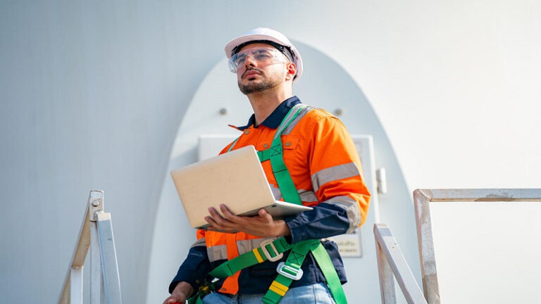 Safety Essentials for All Lone Workers